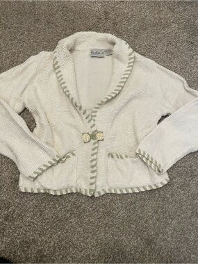 Cream Shawl-Collar Cardigan with Contrast Stitching